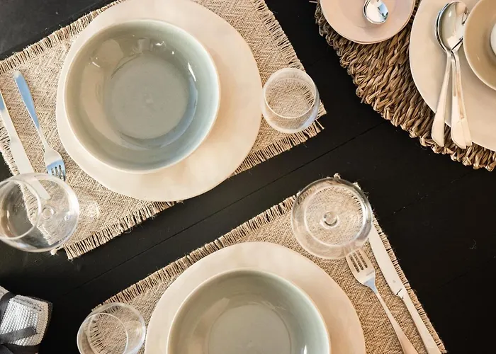 5, Unique Location - Sea View