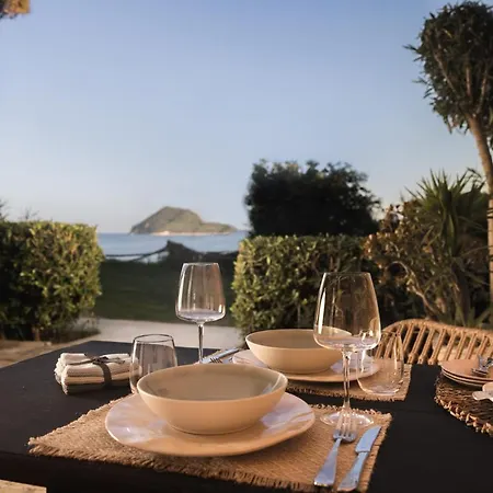 5, Unique Location - Sea View Διαμέρισμα Λιθακιά