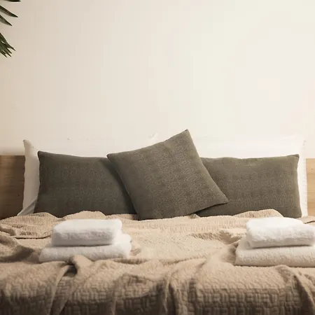 5, Unique Location - Sea View Λιθακιά