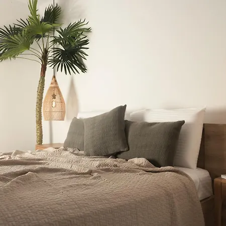5, Unique Location - Sea View Apartment